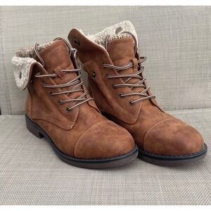 Cliffs by White Mountain Duena Brown Faux Fur Ankle Boots 7.5M C25084